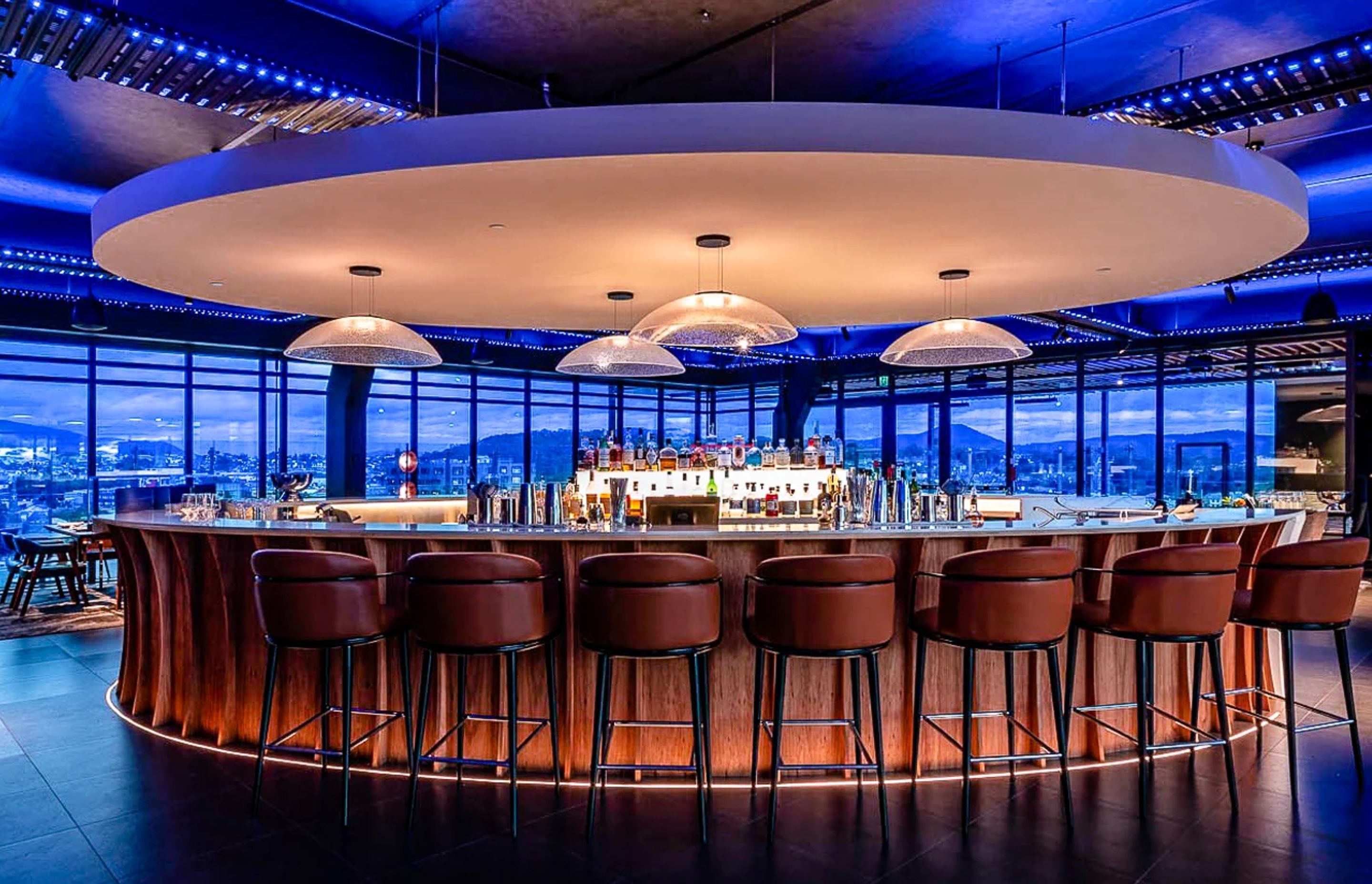 ##Crown Plaza Roof Top Aura Bar