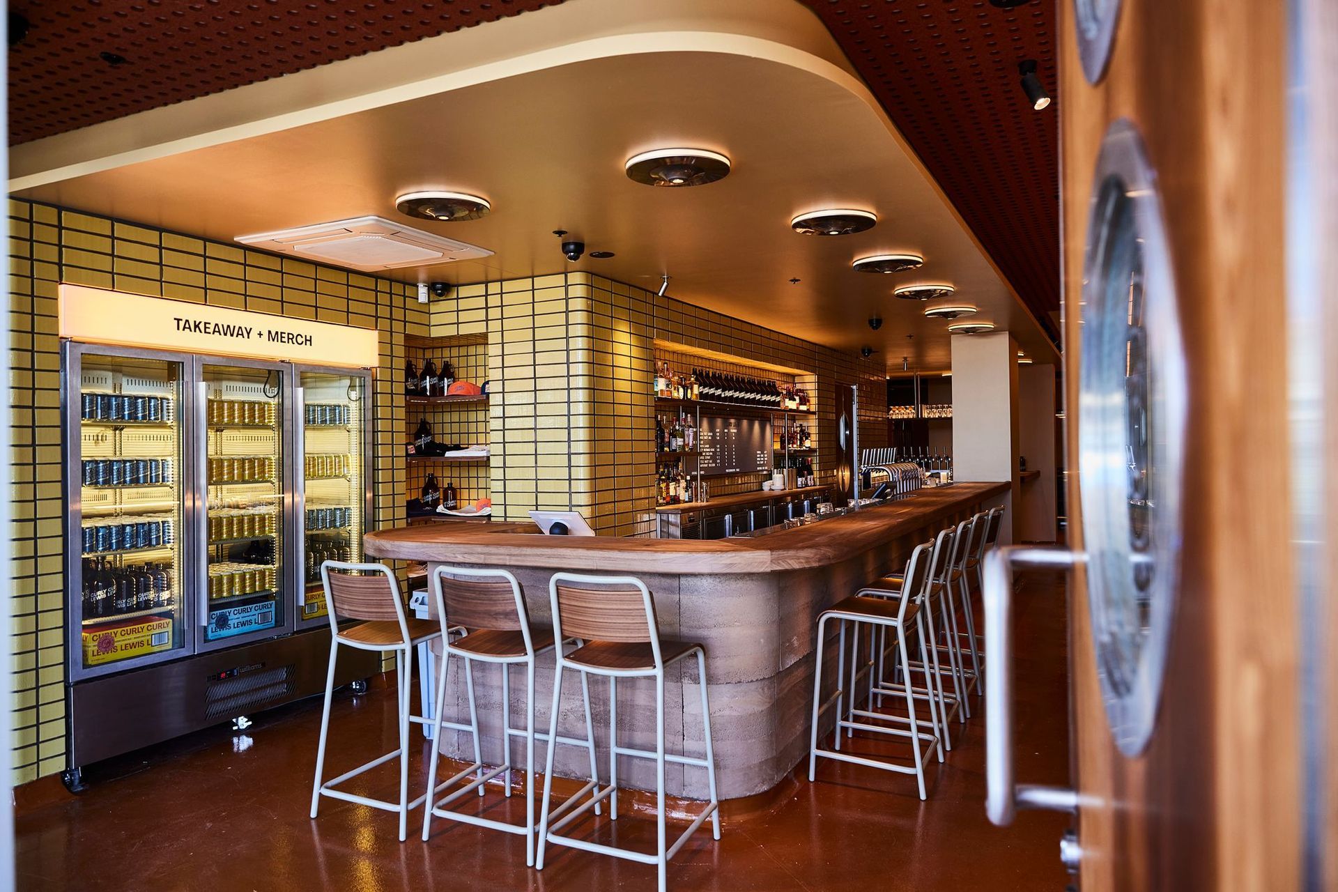 Curly Lewis, Bondi Beach