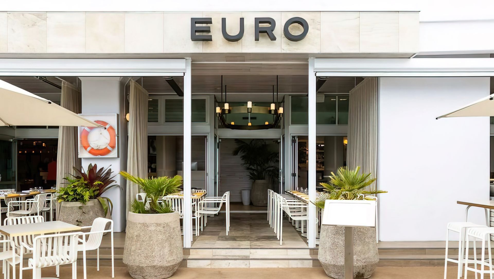 Euro Bar, Auckland Viaduct banner
