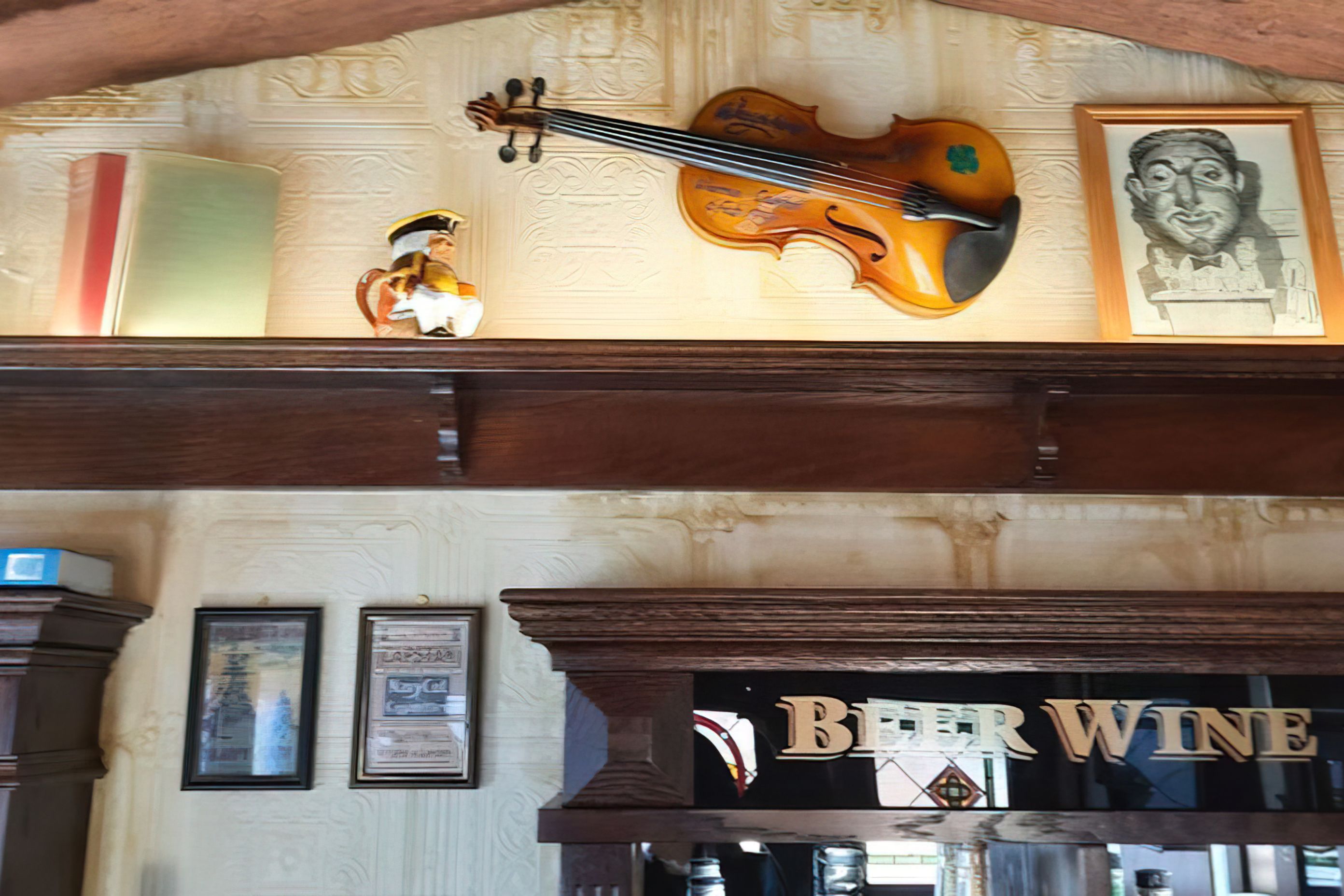 Little Pub