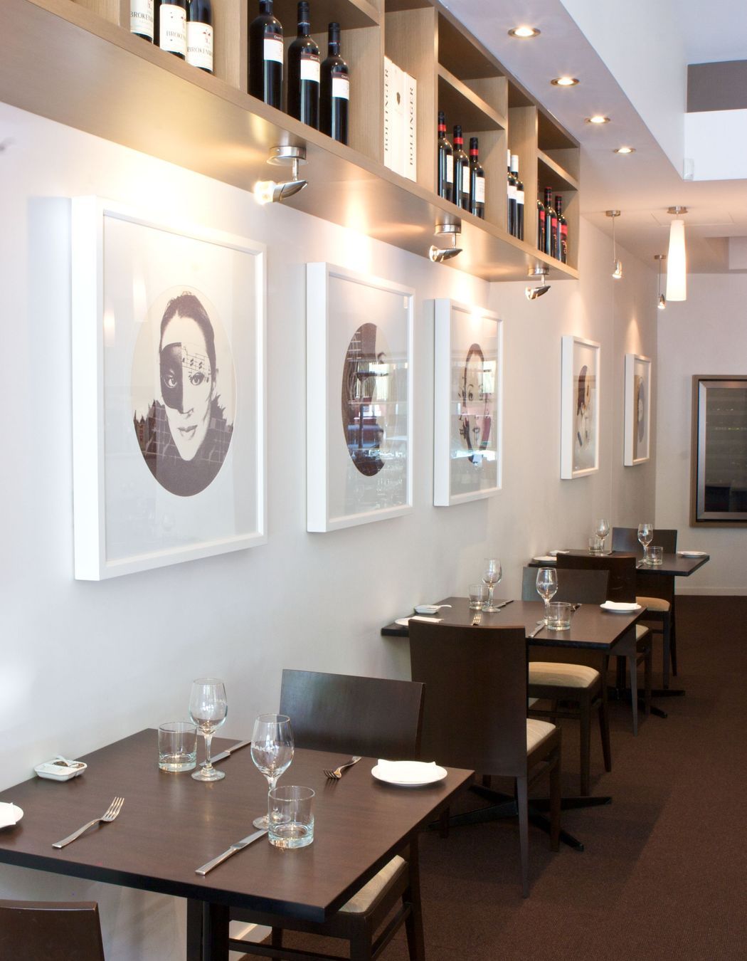 Charlottes Bar and Bistro