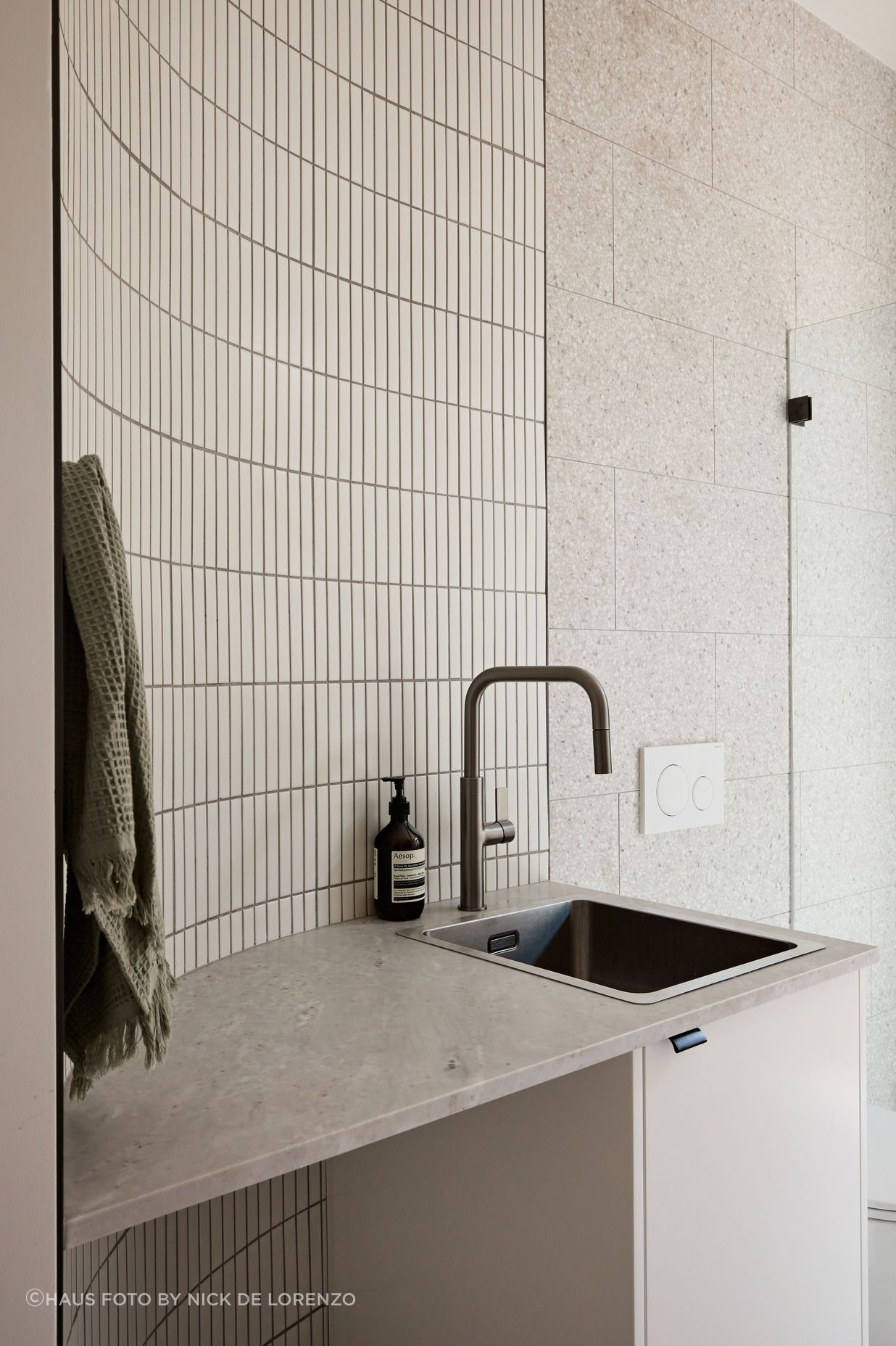 029JPC-KITCHENSLIN-ALEXANDRIA-MAR25.jpg