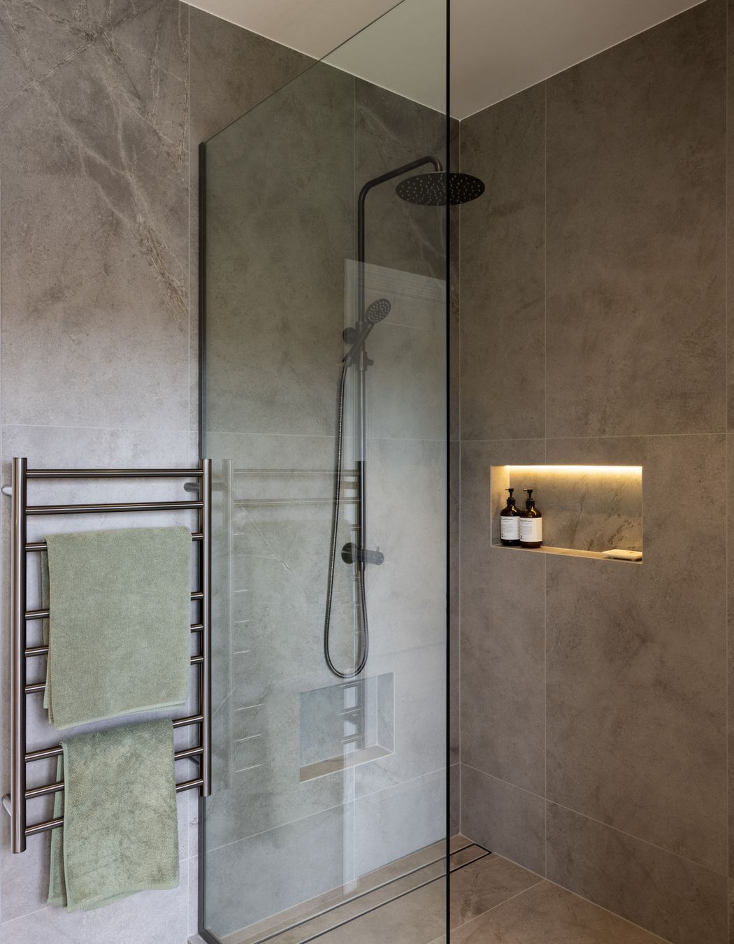 0C6A6748-10-Custom.jpg