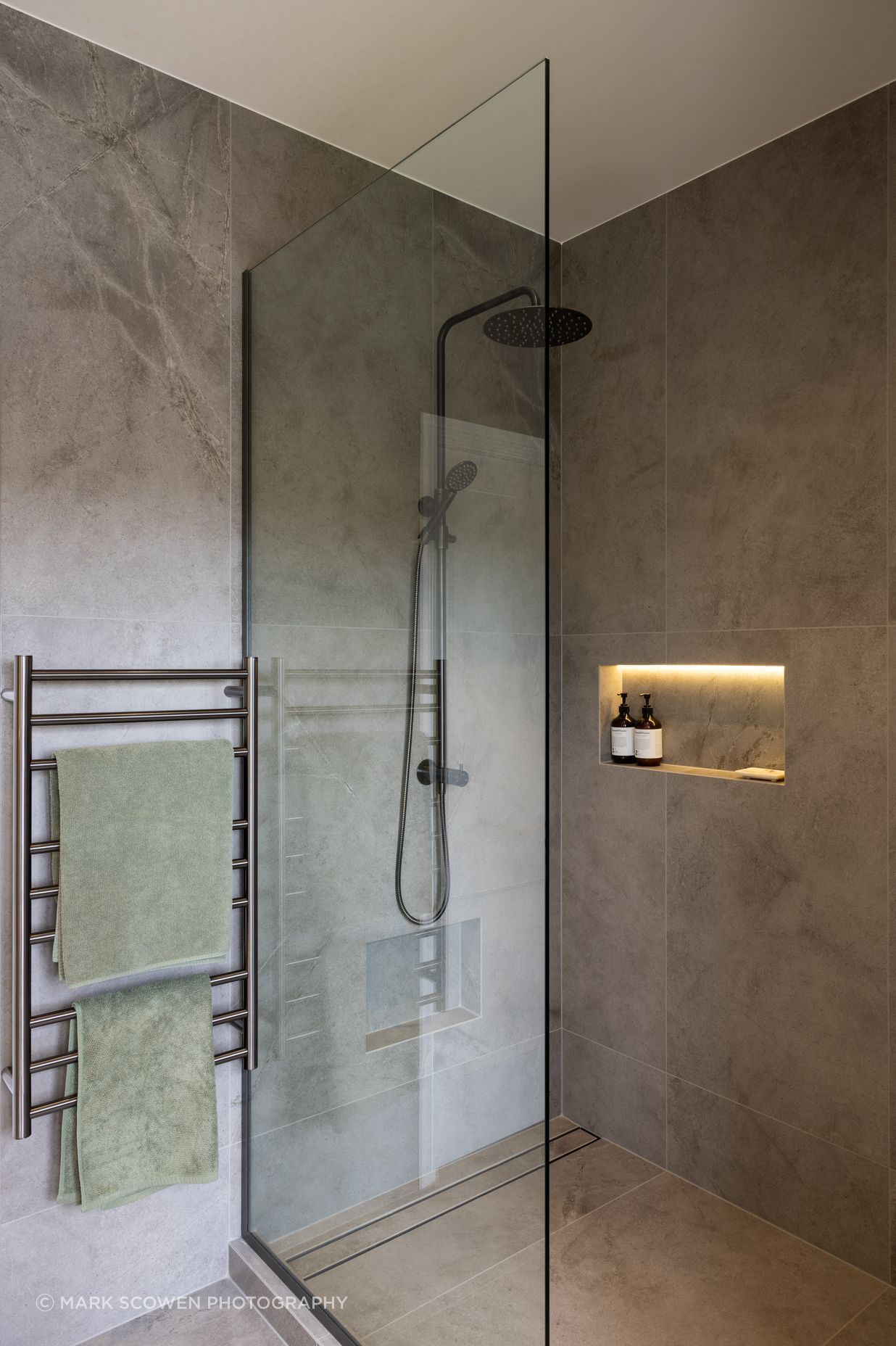 0C6A6748-10-Custom.jpg