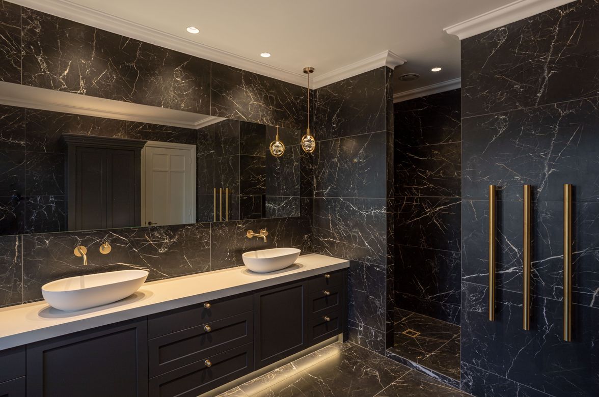 Brass Beauty Bathroom | Michelle Gillbanks