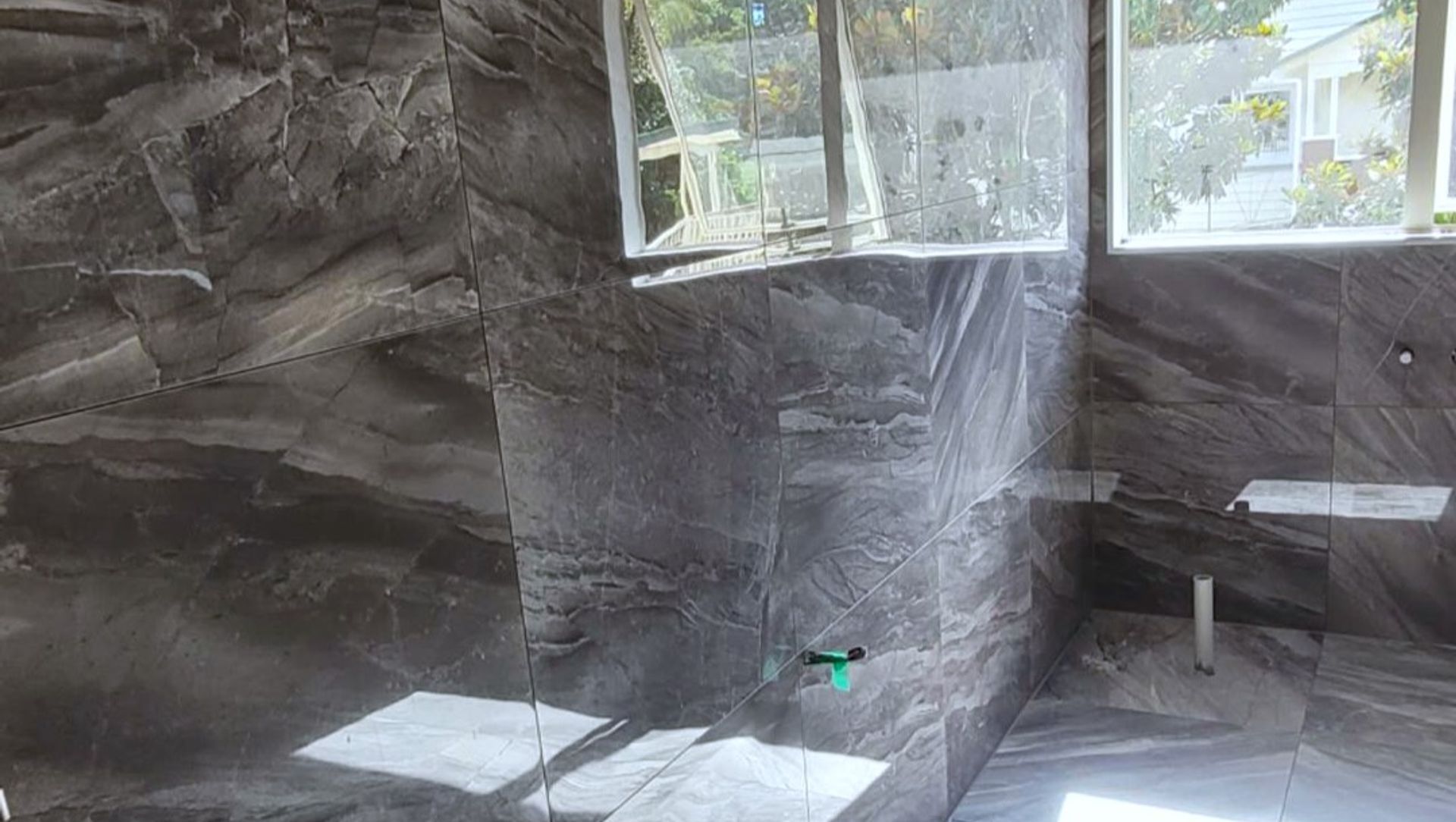 Damn Good Tiling banner