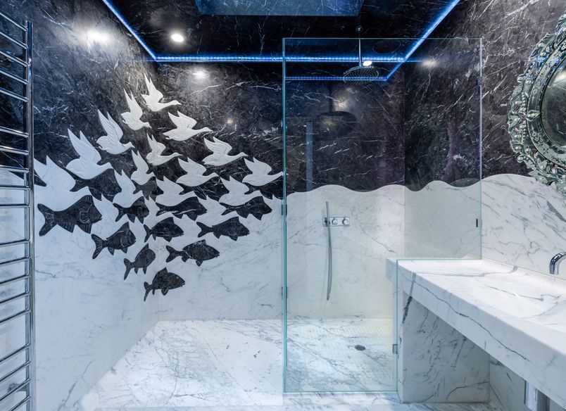 Honybun Court, Esher Bathroom