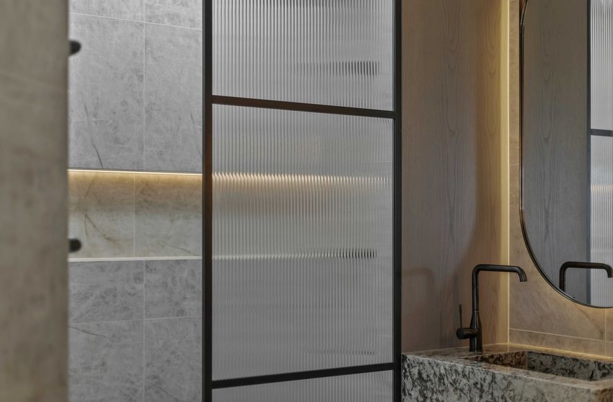 Parkview Penthouse  | Main Bathroom