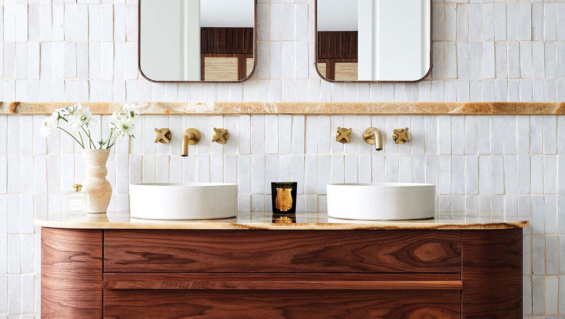 Waterfront Home Renovation - Kerri-Ann Jones banner