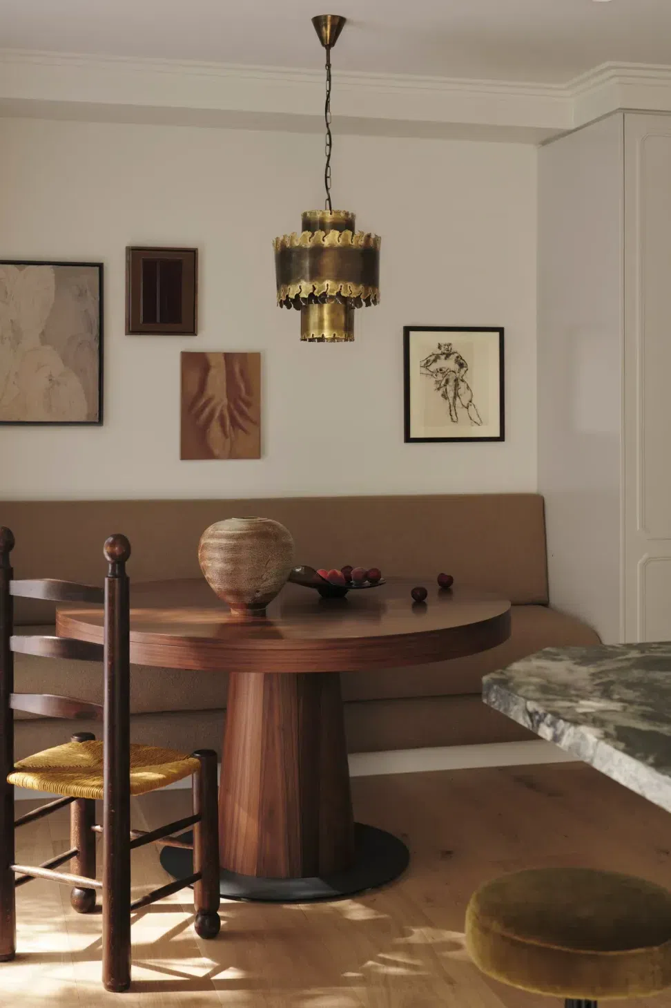 1f-kitchen-banquette1.webp
