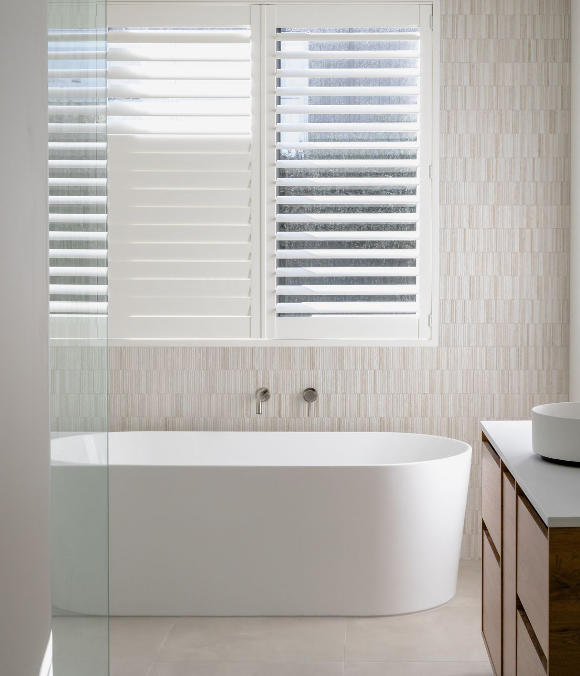 Main Bathroom.   Interior Design + Colours: Kelly @ Archi Build Ltd - Wanaka.  Shutters: McKenzie and Willis Wanaka