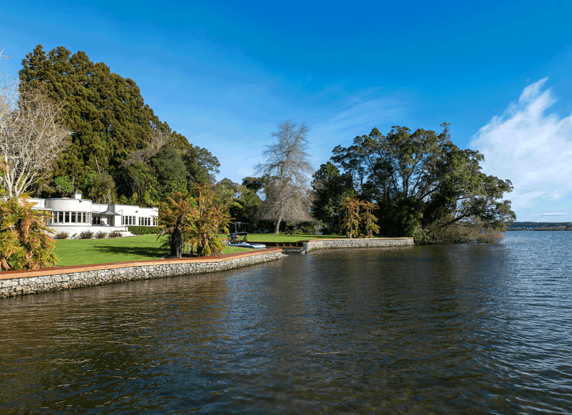 Lake Rotoiti Art Deco waterfront