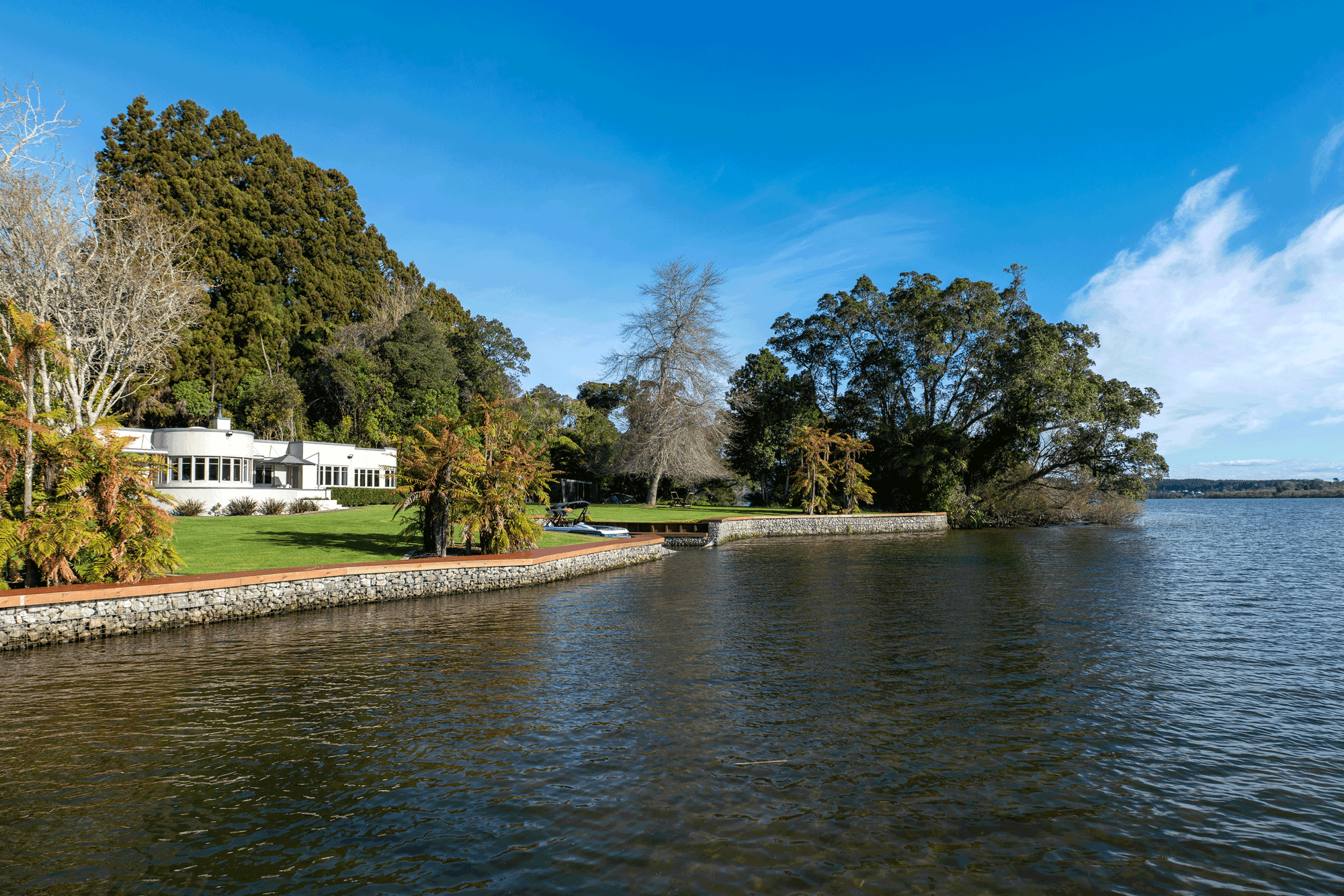 2025-lake-view-w-house-II-TeAkauRd.png