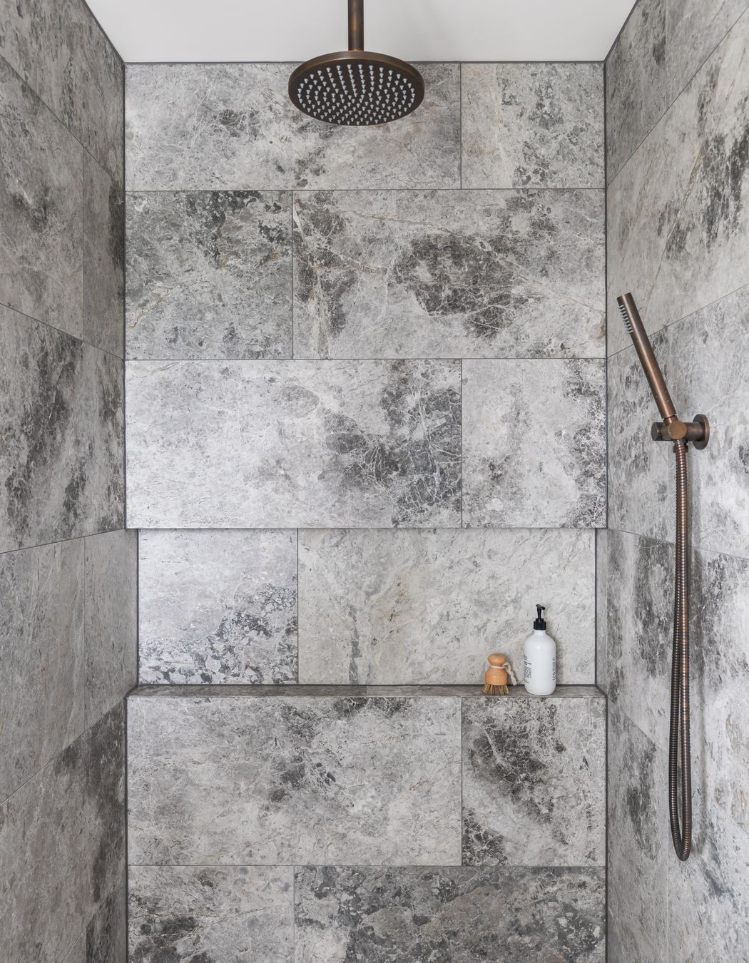 PHOTOGRAPHER: ELISE SCOTT