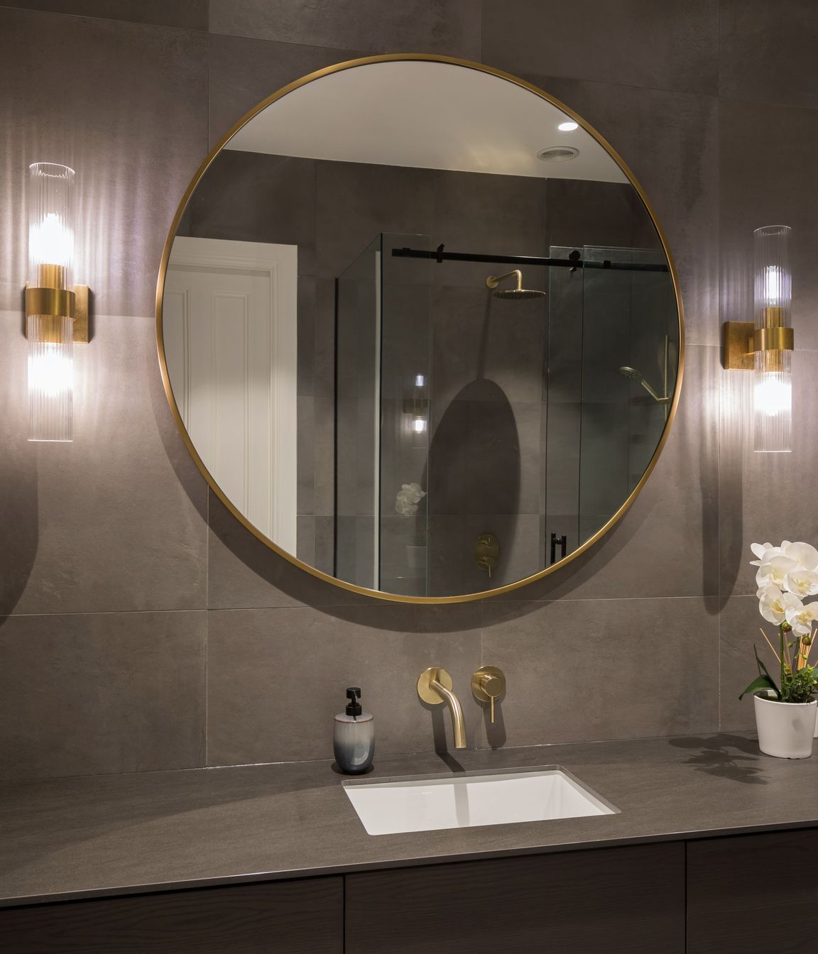 Georgina Street, Freemans Bay, Main Bathroom