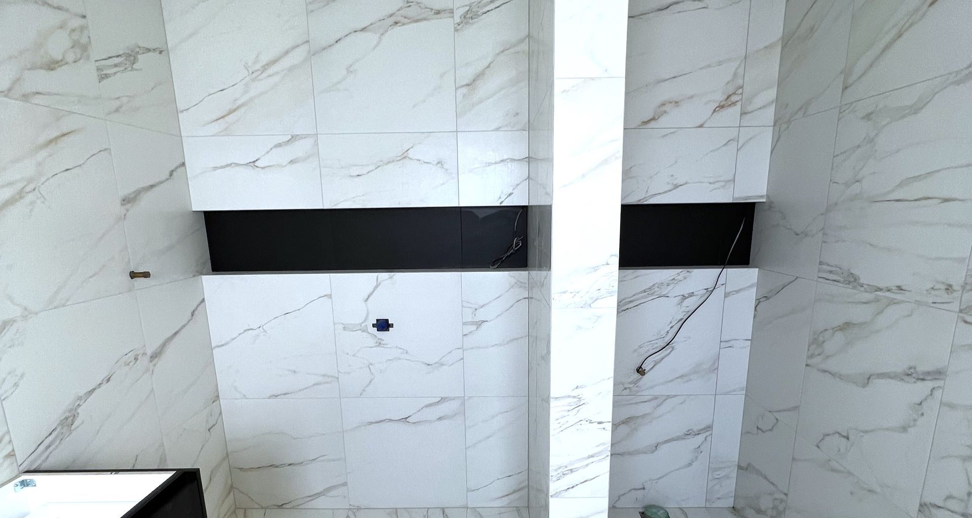 Damn Good Tiling banner