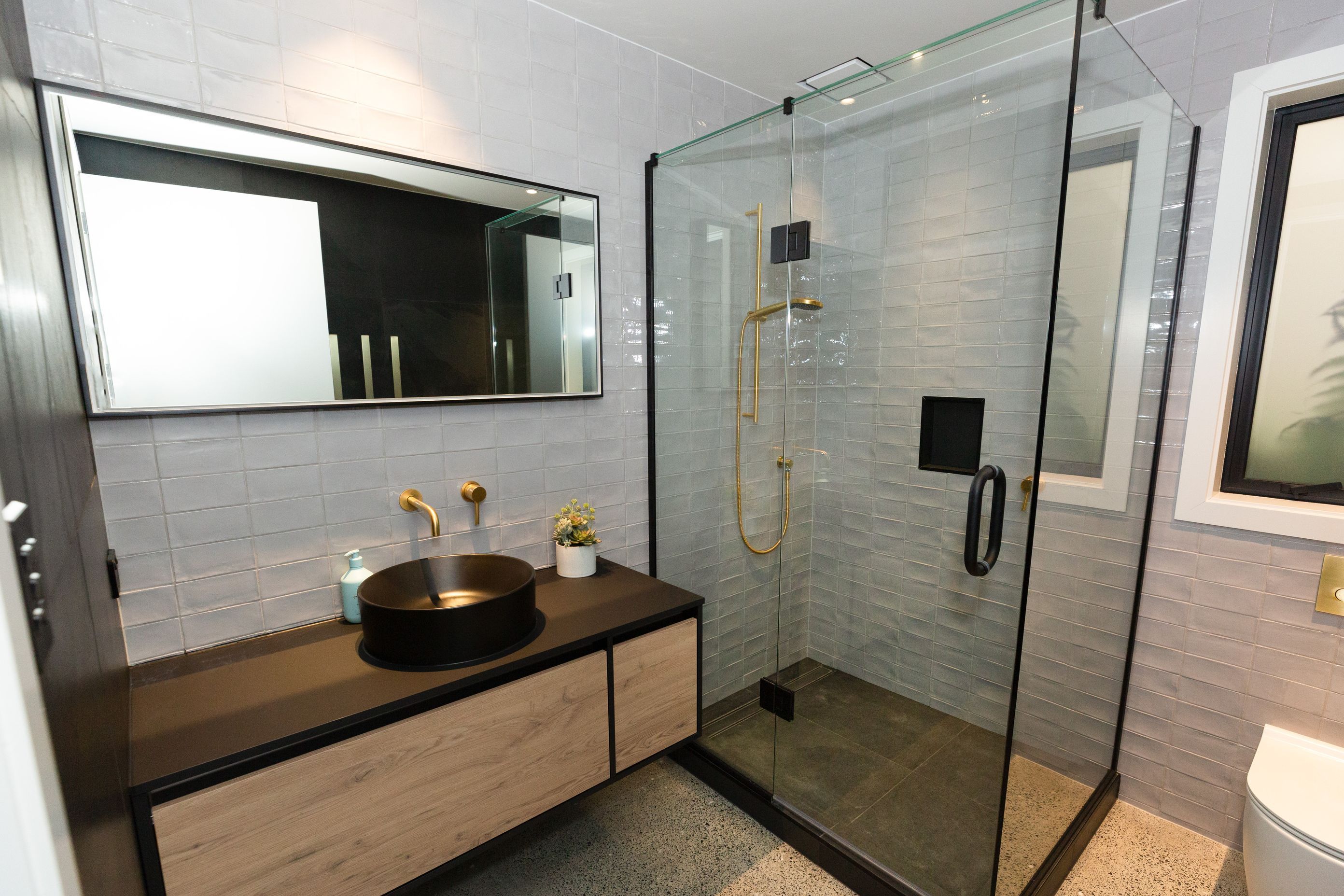 Downstairs Ensuite