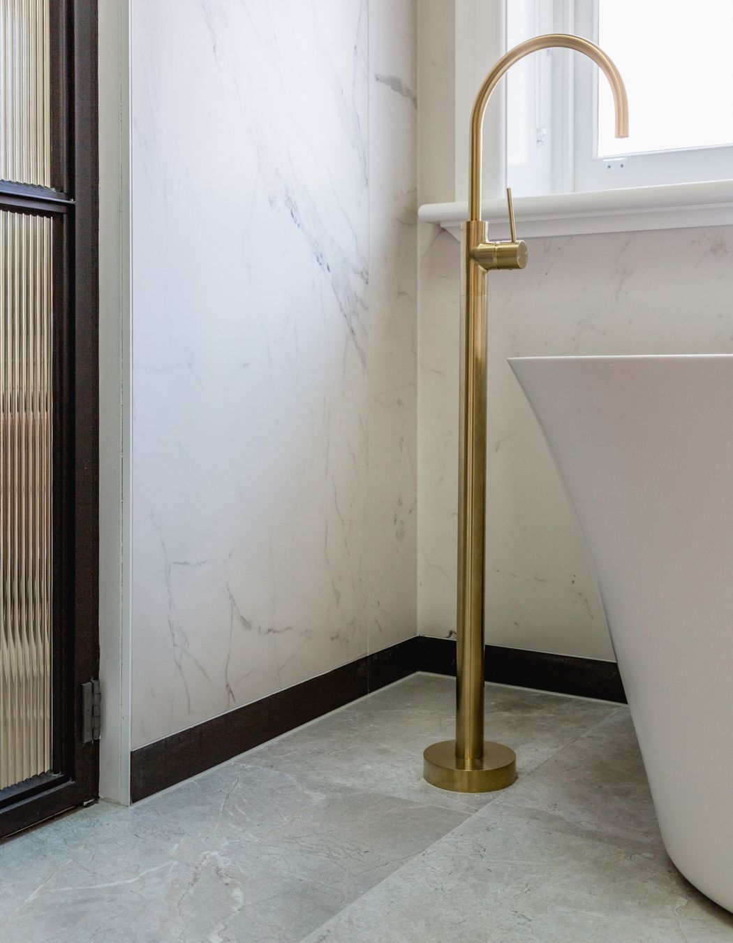 Ivanhoe, Elegant Master Suite Design