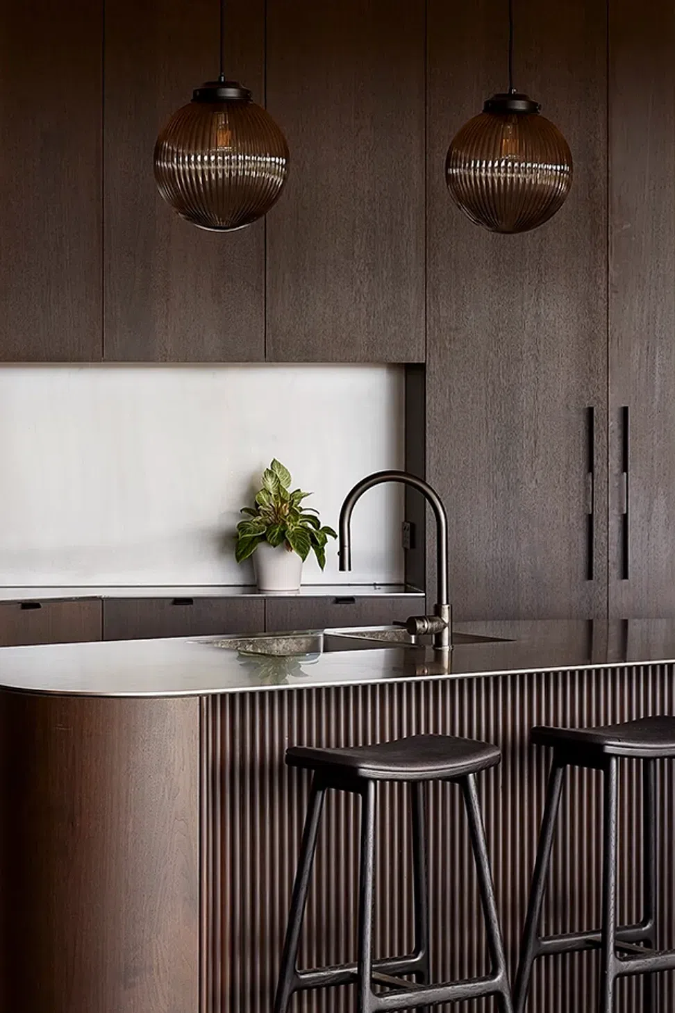66331e60eaf04fbe18f00ab8Stardust20Walnut20Veneer20Panel.webp