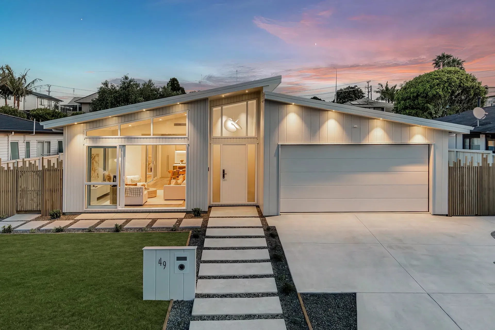 696efaf121f1fbed263543a0Red20Beach20Home20-20Desert20Oak20Shinnoki20Veneer20Panels201.webp