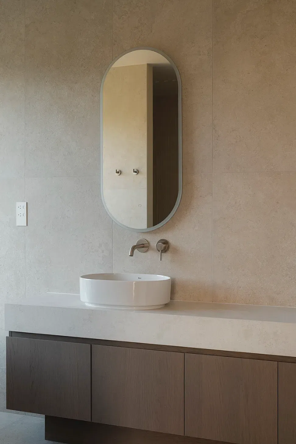6a3e57131e0b518bce67869eCodrington20Residence20-20Manhattan20Oak20Prefinished20Timber20Veneer20NZ.webp