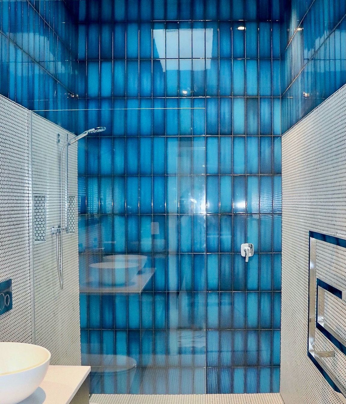 Refreshing new addition ensuite