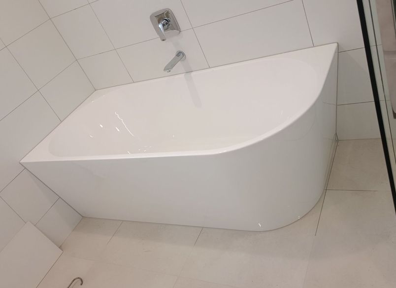 DGT - Bathroom Tiling