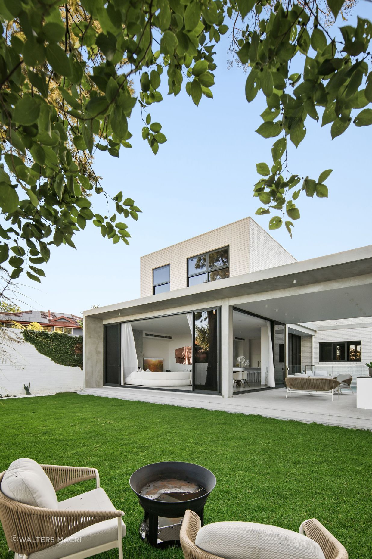8SydneyStConcordHighExterior1.jpg