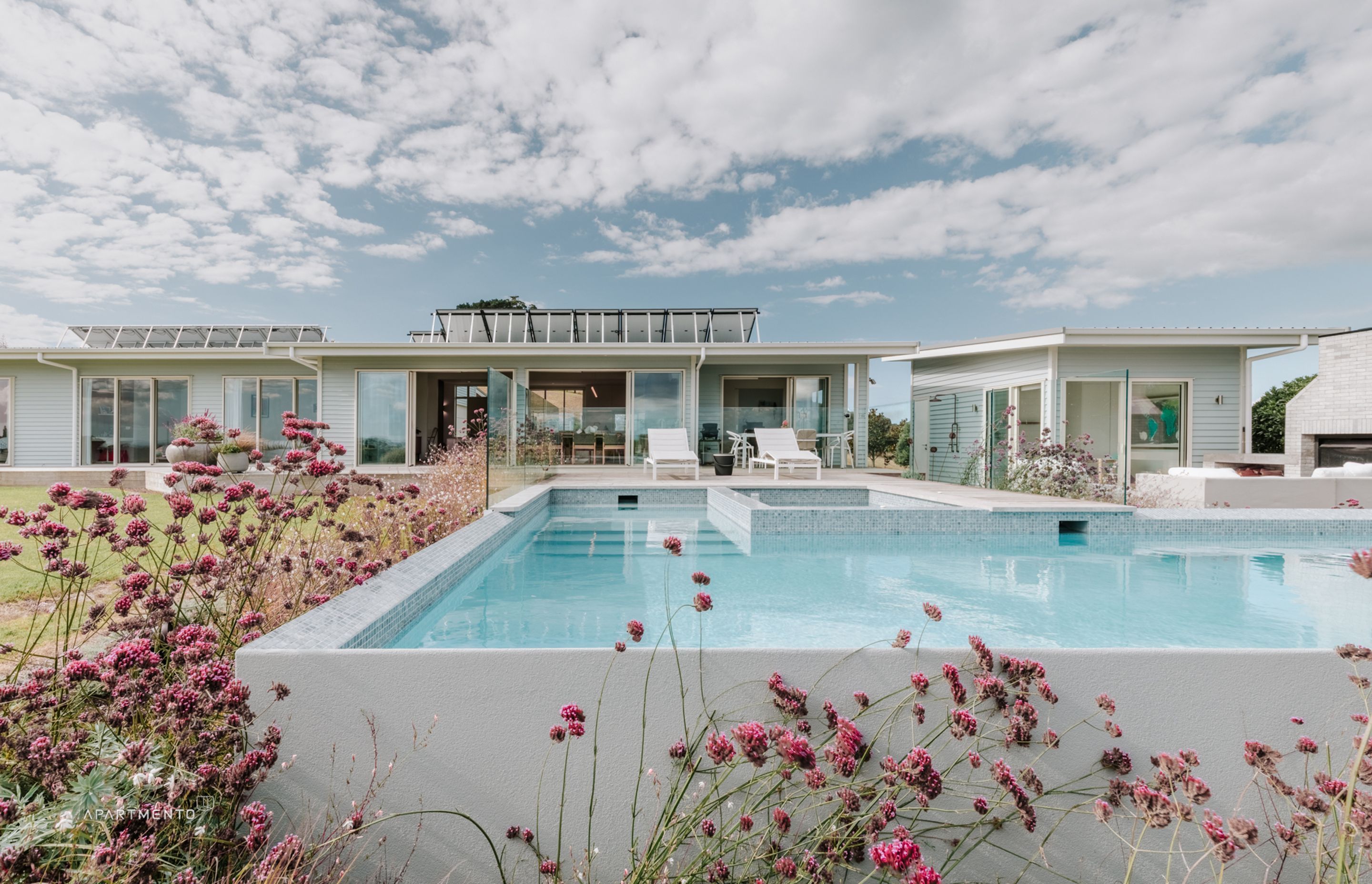AMArchitectsWaihekeMCrawfordMCP1148-HDR-2.jpg