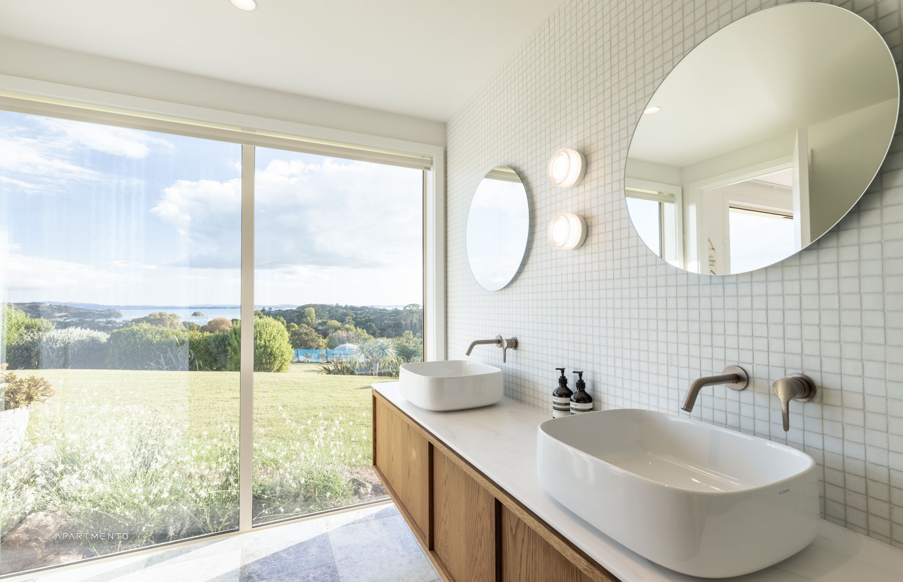 AMArchitectsWaihekeMCrawfordMCP1364-HDR.jpg