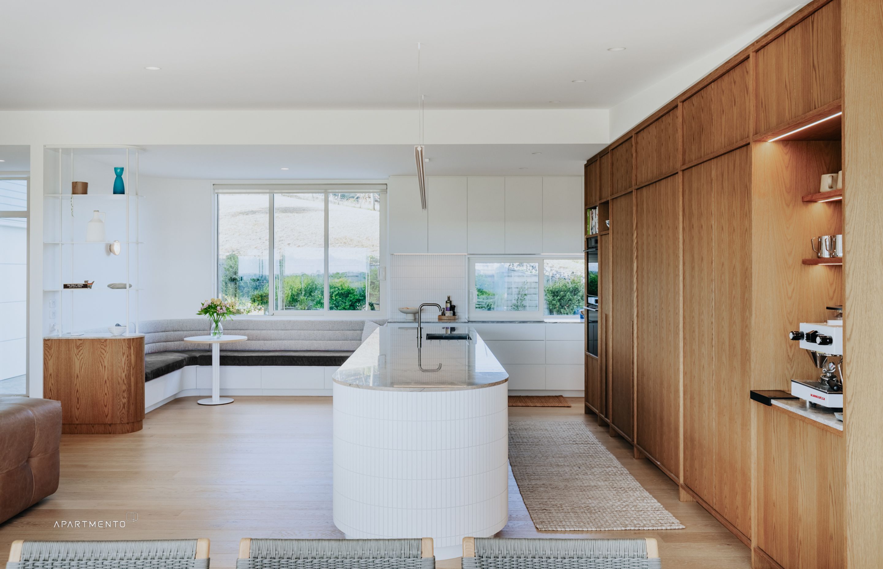 AMArchitectsWaihekeMCrawfordMCP1409-HDR.jpg