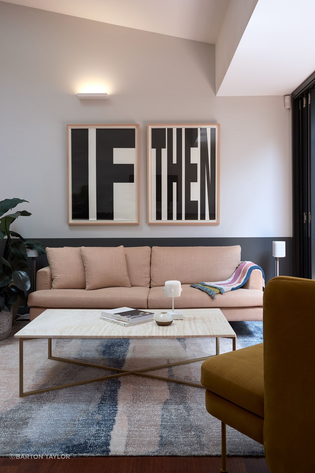 Edgecliff
