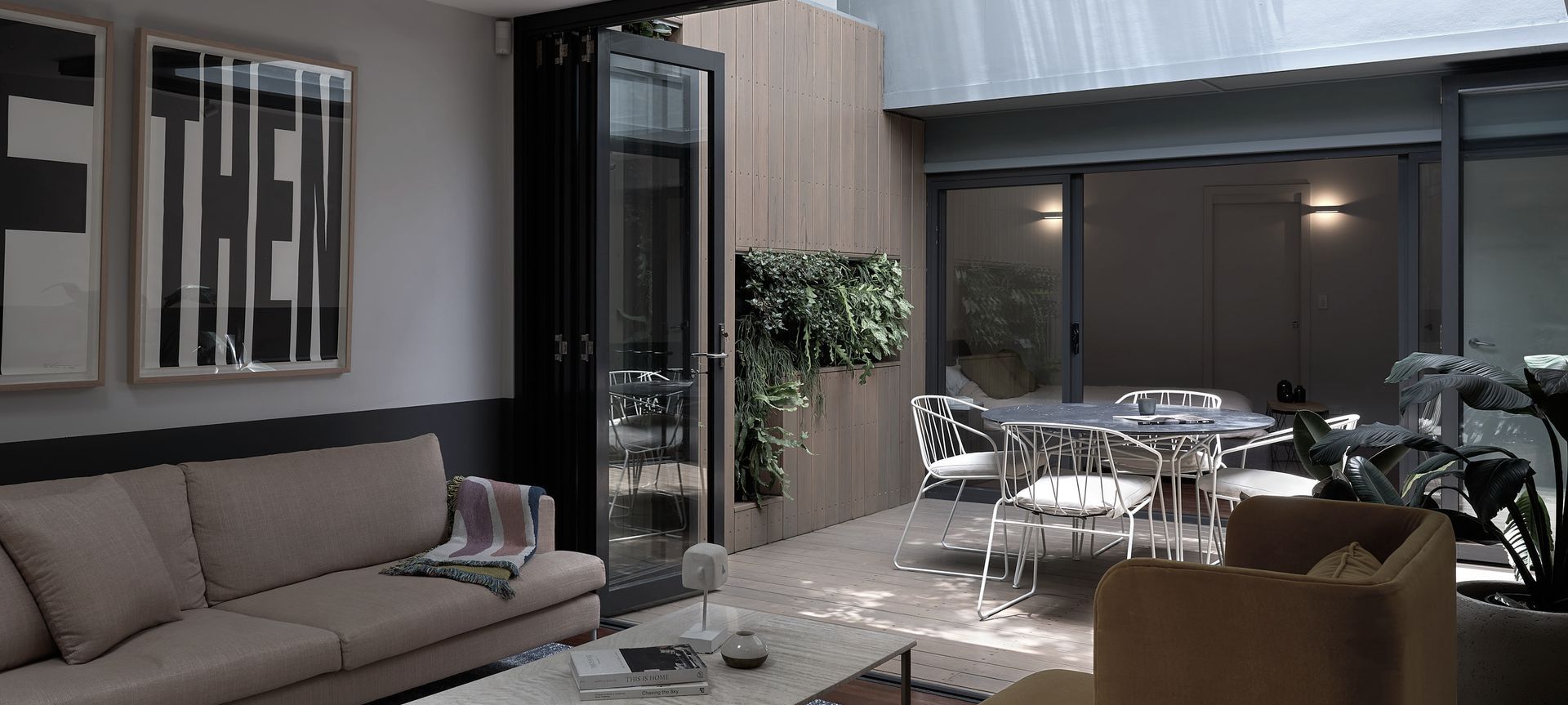 Edgecliff banner