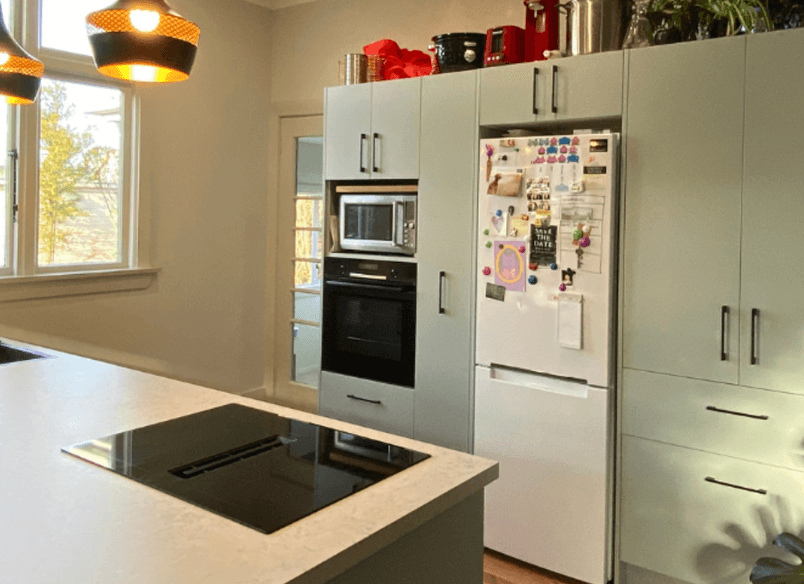 Contemporary Kitchen & Bathroom Renovation