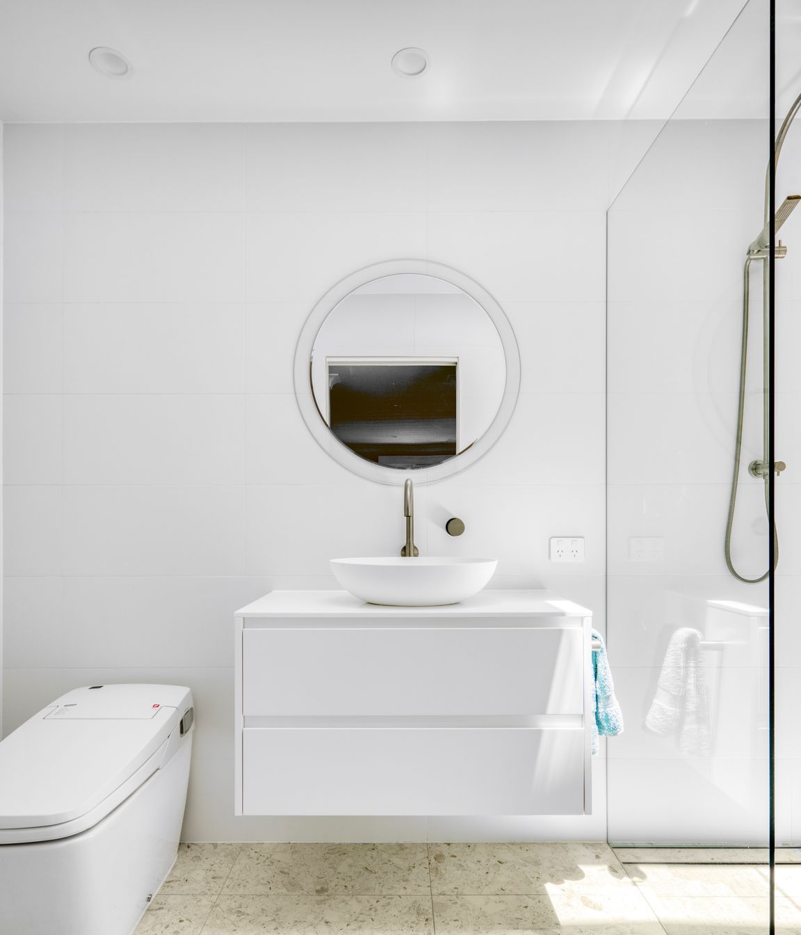 BarlowBathroomsH1-10-v2.jpg