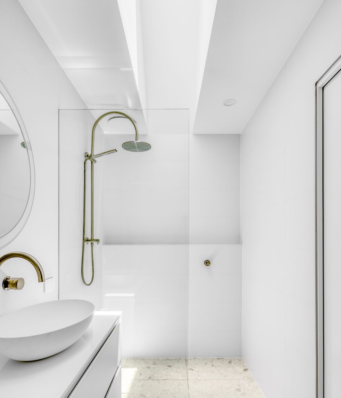 BarlowBathroomsH1-11.jpg