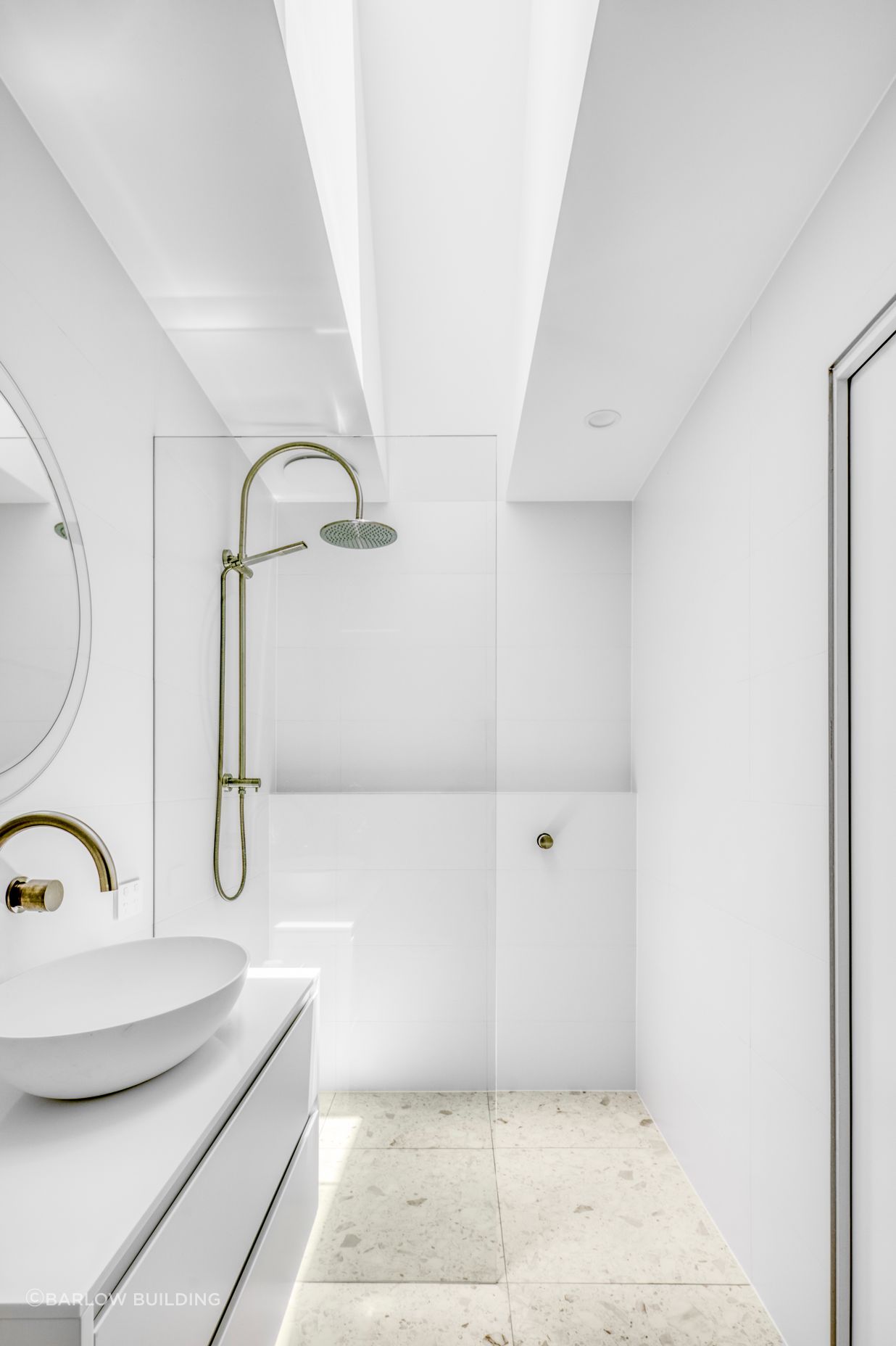 BarlowBathroomsH1-11.jpg