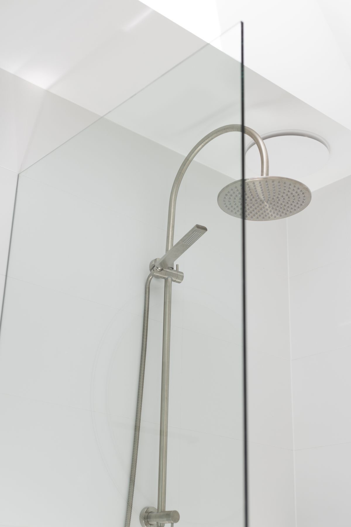BarlowBathroomsH1-19.jpg