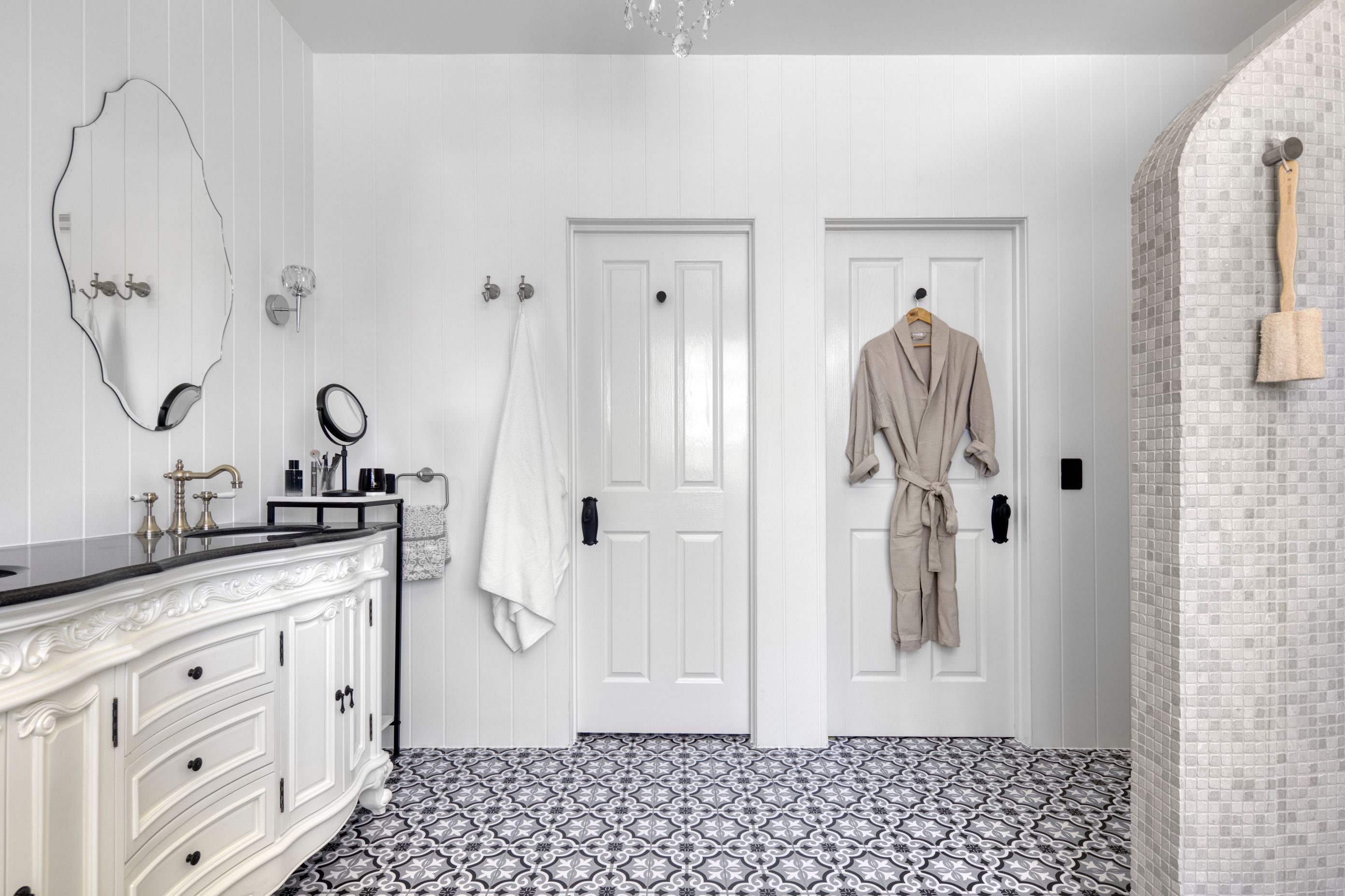 BarlowBathroomsH2-15.jpg
