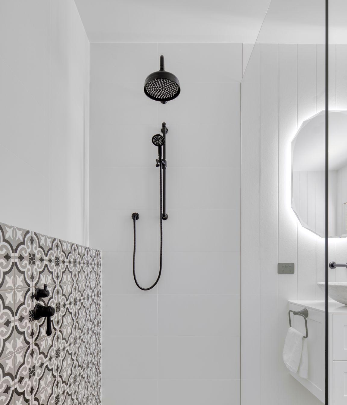 BarlowBathroomsH2-7.jpg