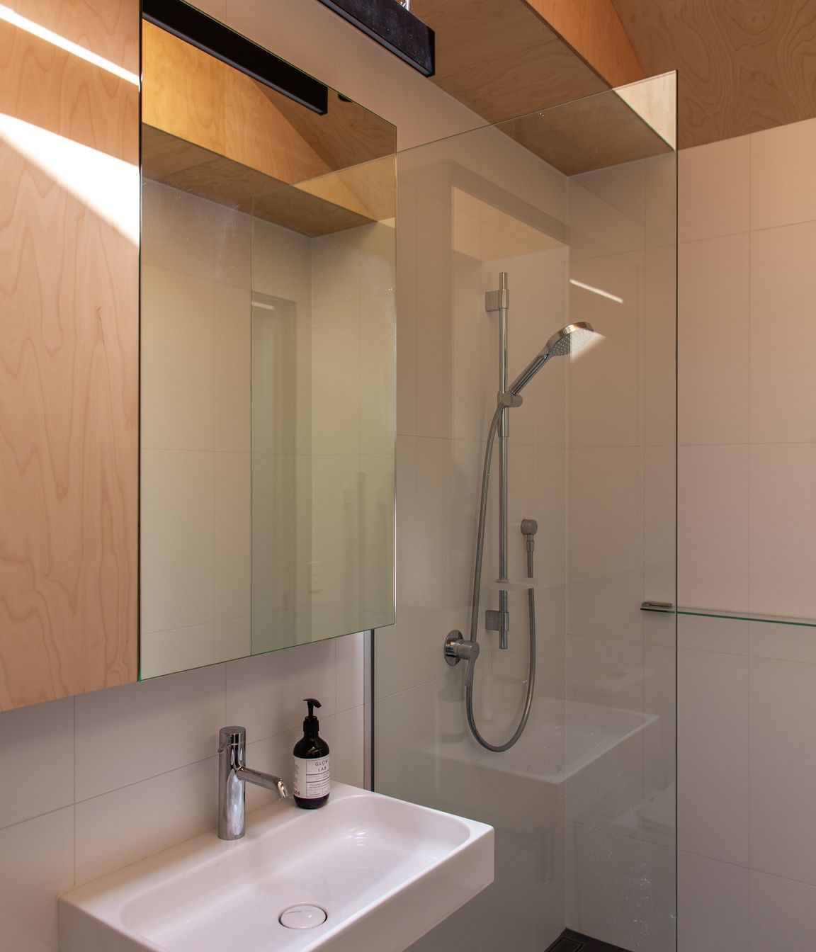 Bath1-v4.jpg