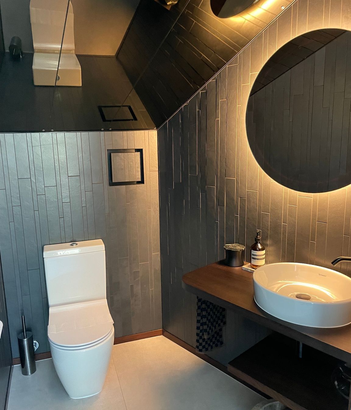 Bath5.jpg