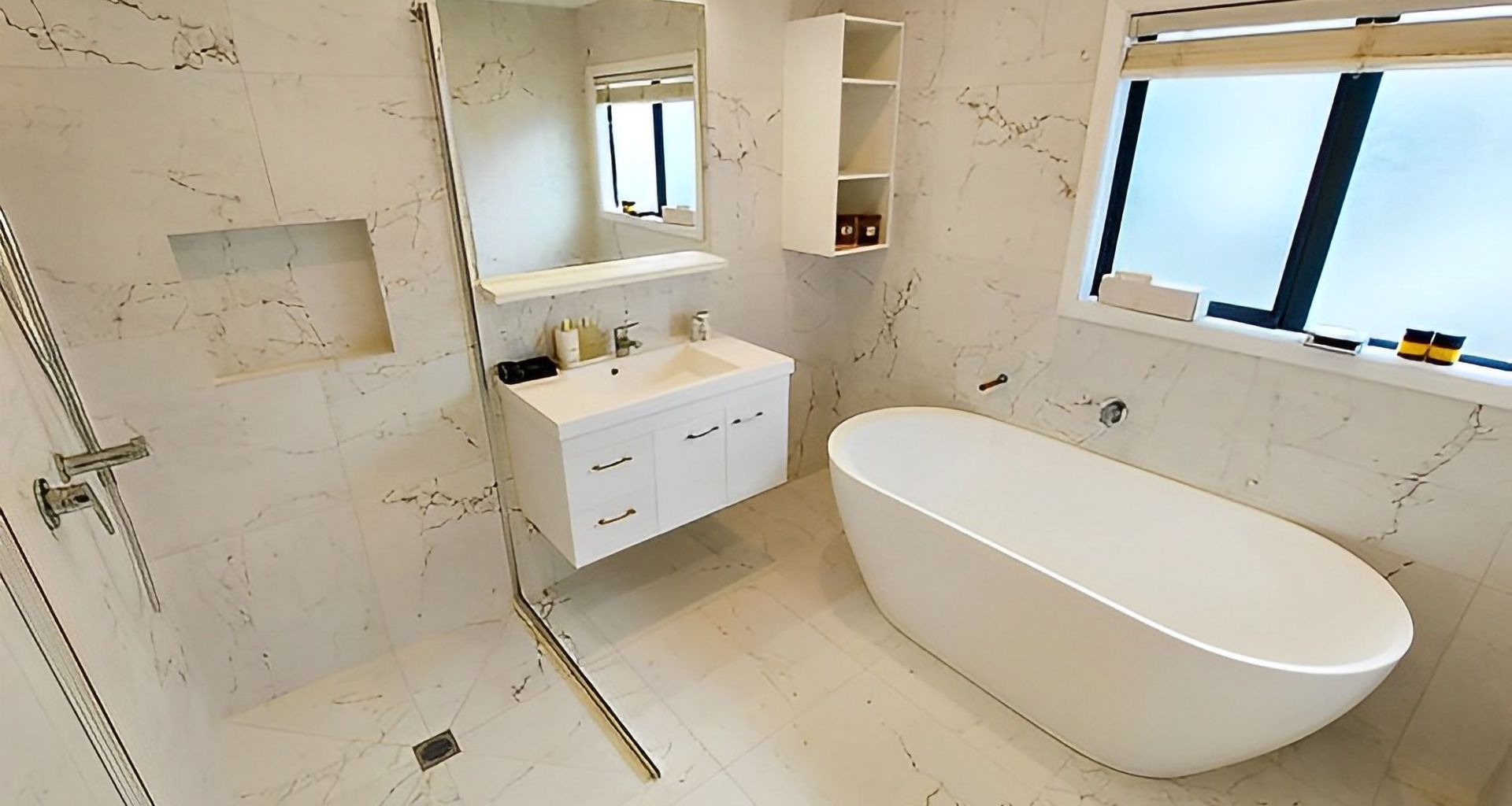 Bathroom Tiling banner