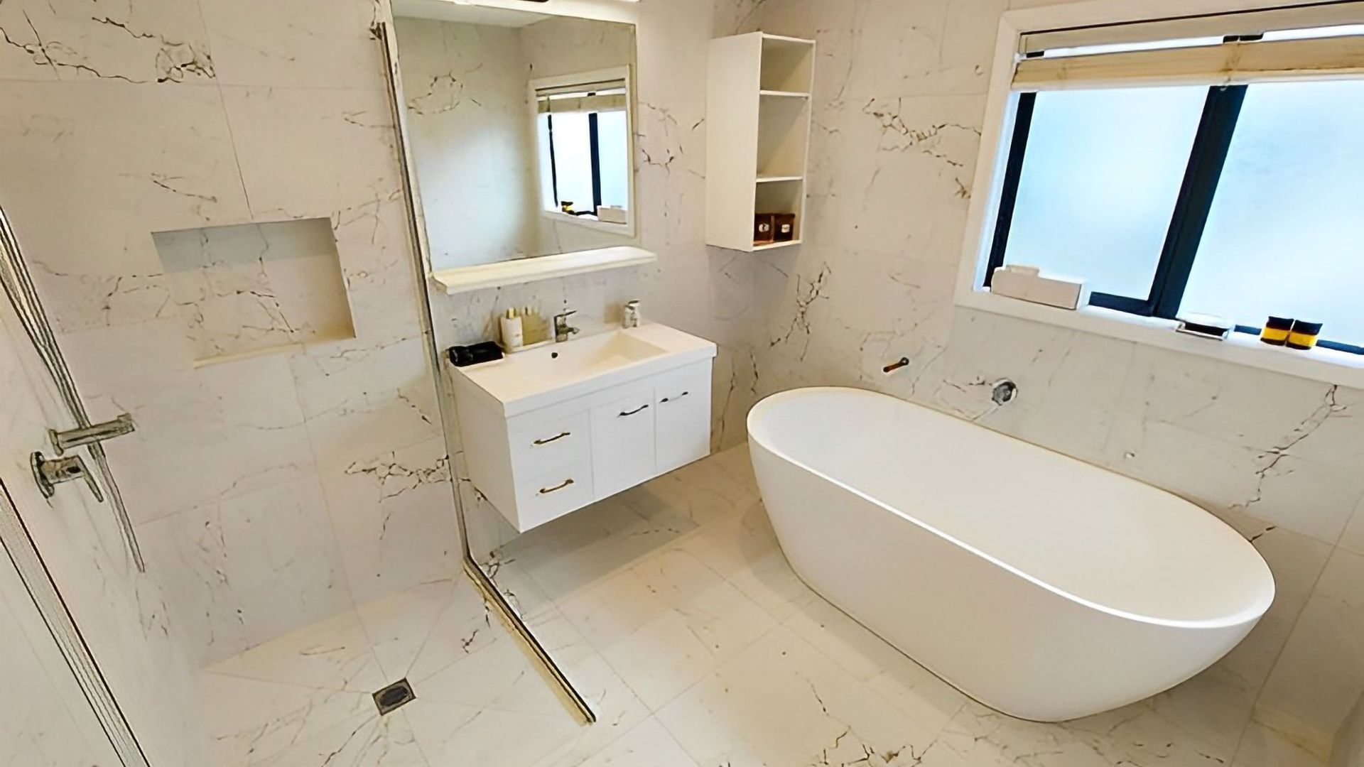 Bathroom Tiling banner