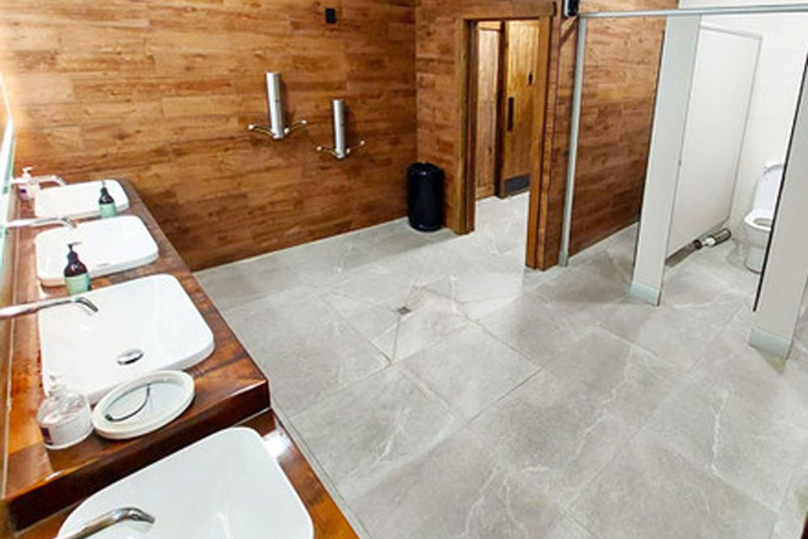 Bathroom-Tiling2.jpg