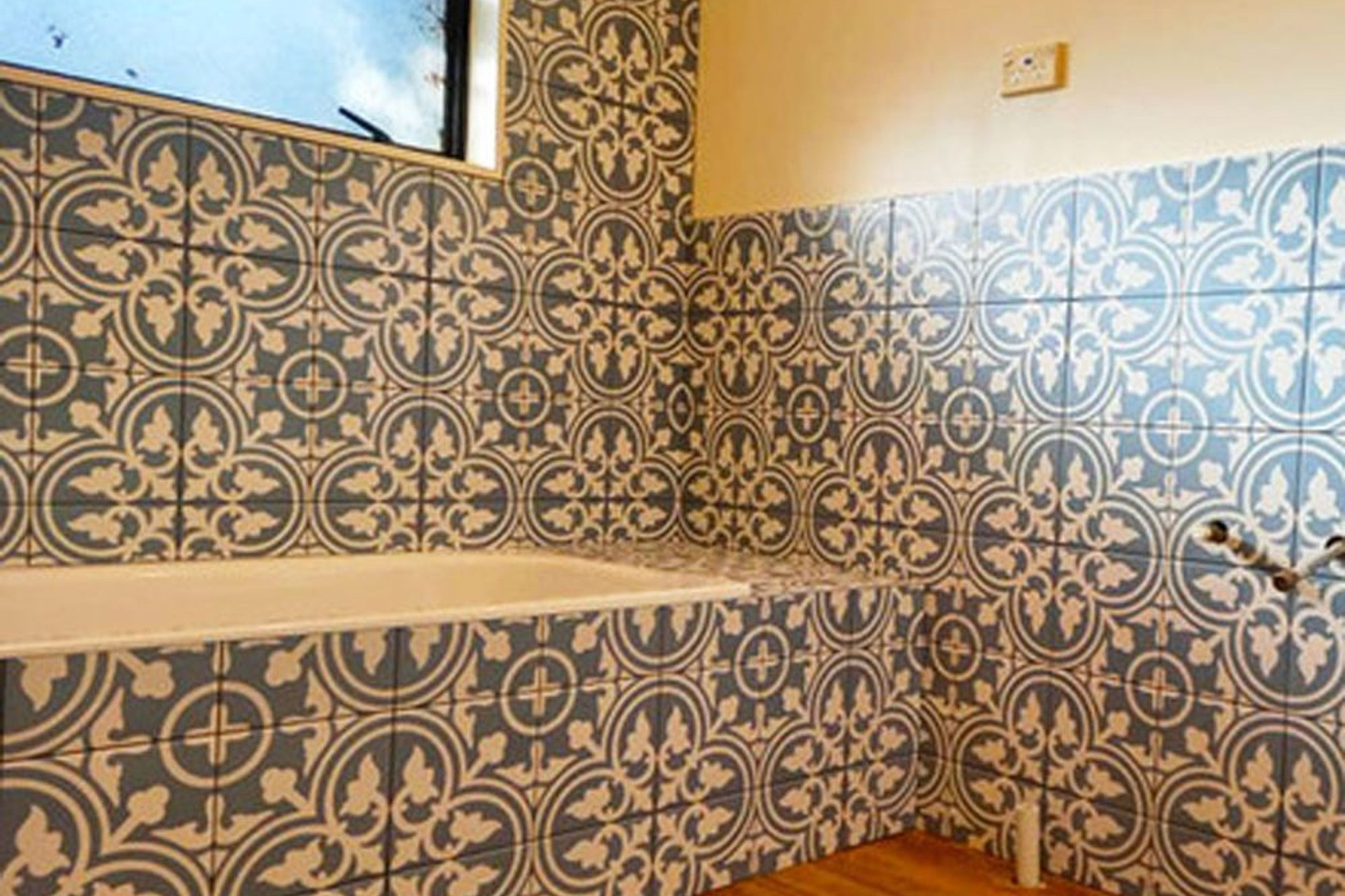 Bathroom-Tiling6.jpg