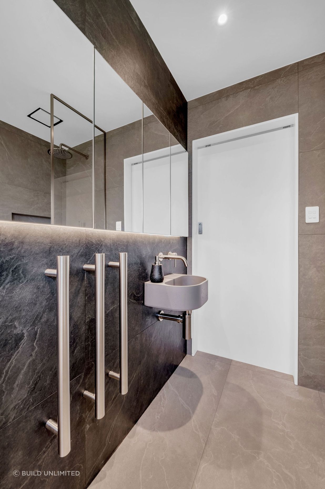 Buildunlimited-bathroom-8058.jpg