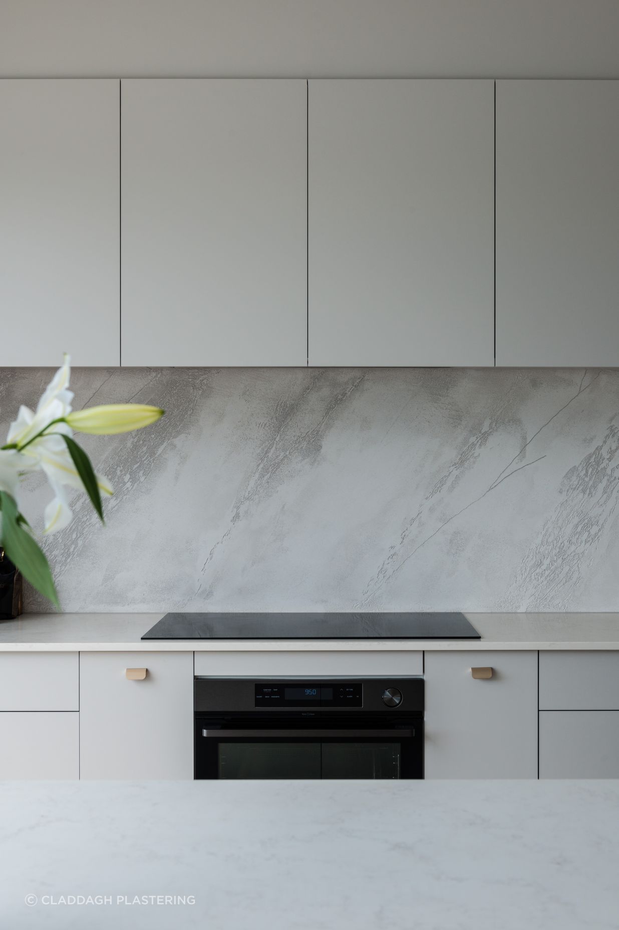 Oakbridge - Textured walls