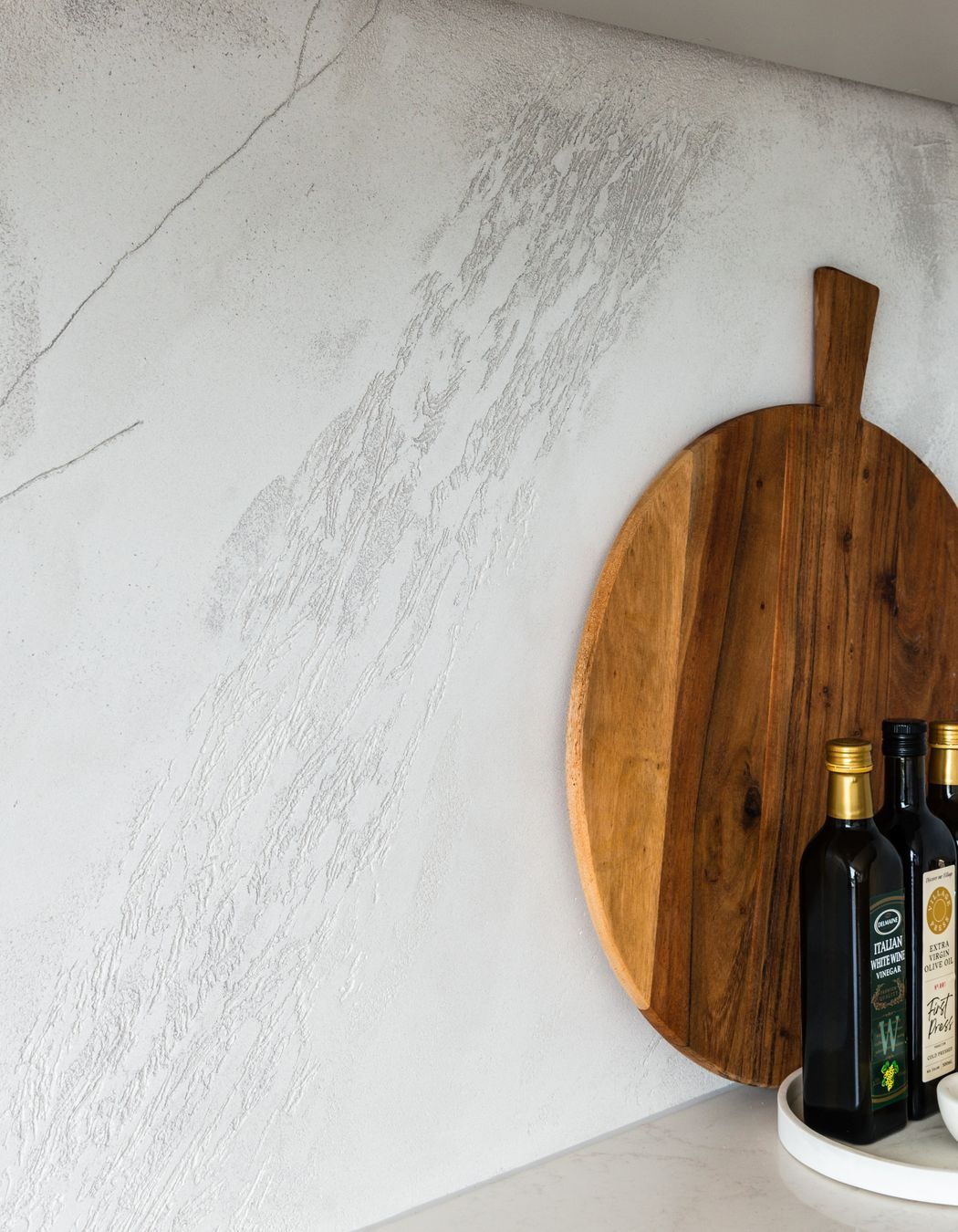 Oakbridge - Textured walls