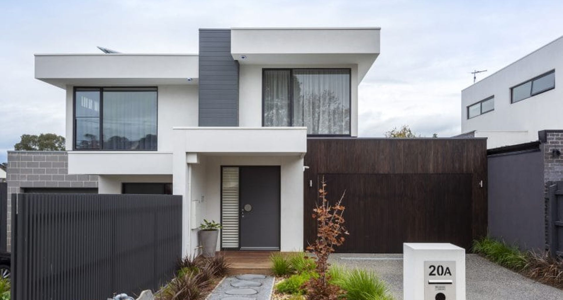 Modern Living banner